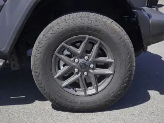 Jeep Wrangler 2025 4x4 Sport 4dr SUV