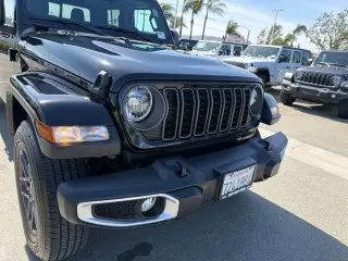 Jeep Gladiator 2024 4x4 Texas Trail 4dr Crew Cab 5.0 ft. SB