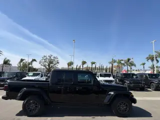 Jeep Gladiator 2024 4x4 Texas Trail 4dr Crew Cab 5.0 ft. SB