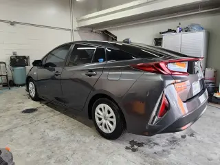 Toyota Prius Prime 2021 LE 4dr Hatchback