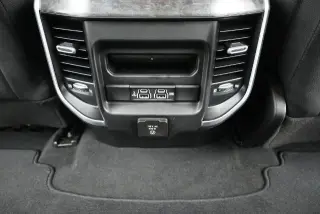 Ram 1500 2019 4x4 Big Horn 4dr Crew Cab 5.6 ft. SB Pickup