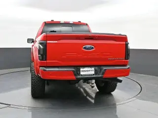 Ford F-150 2021 4x4 King Ranch 4dr SuperCrew 6.5 ft. SB