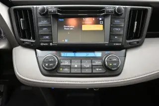 Toyota RAV4 2016 XLE 4dr SUV
