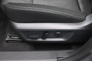 Nissan Rogue 2025 SV 4dr Crossover