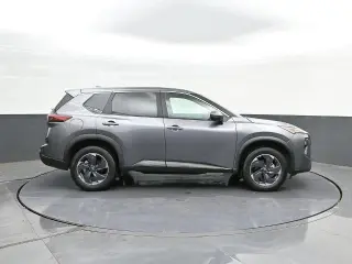 Nissan Rogue 2025 SV 4dr Crossover