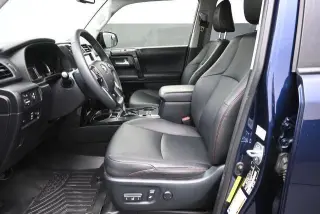 Toyota 4Runner 2019 4x4 SR5 4dr SUV