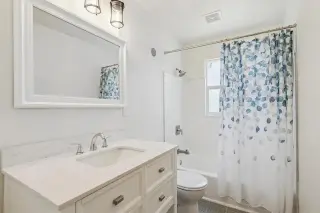 Propiedad en alquiler con 2 habitaciones y 1 baño en Aurora