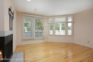 Propiedad en alquiler con 3 habitaciones y 3.5 baños en Keyport
