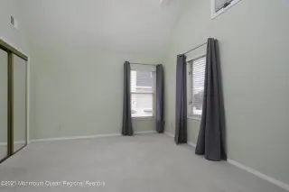 Propiedad en alquiler con 3 habitaciones y 3.5 baños en Keyport