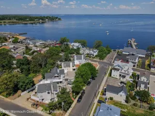 Propiedad en alquiler con 3 habitaciones y 3.5 baños en Keyport