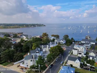 Propiedad en alquiler con 3 habitaciones y 3.5 baños en Keyport