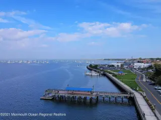Propiedad en alquiler con 3 habitaciones y 3.5 baños en Keyport