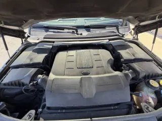 2016 Land Rover LR4 HSE LUX