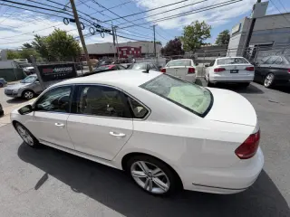 2013 Volkswagen Passat V6 SEL Premium