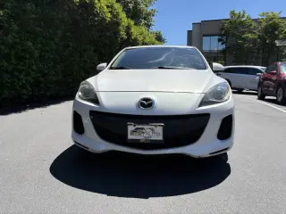 2012 Mazda MAZDA3 i Grand Touring