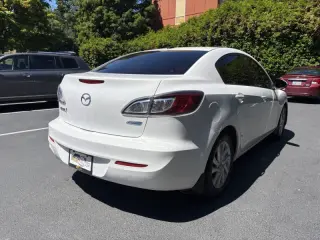 2012 Mazda MAZDA3 i Grand Touring