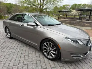 2016 Lincoln MKZ Hybrid