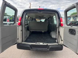 2006 GMC Savana LS 1500