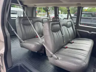 2006 GMC Savana LS 1500