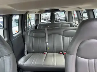 2006 GMC Savana LS 1500