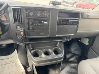 2006 GMC Savana LS 1500