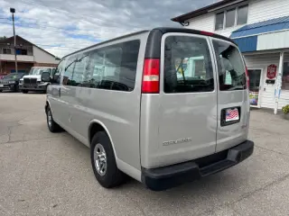 2006 GMC Savana LS 1500