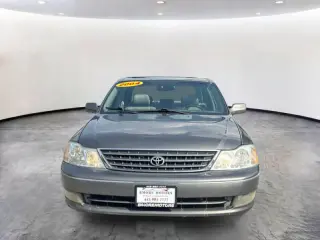 2004 Toyota Avalon XL