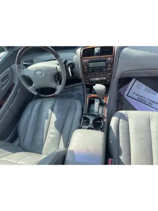2004 Toyota Avalon XL