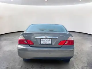 2004 Toyota Avalon XL