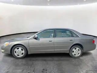 2004 Toyota Avalon XL