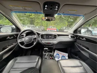 2020 Kia Sorento EX V6