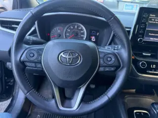 2021 Toyota Corolla Hatchback SE Nightshade Edition