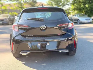 2021 Toyota Corolla Hatchback SE Nightshade Edition