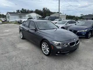2018 BMW 3 Series 320i