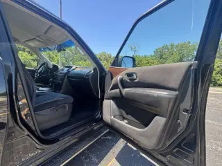2017 Nissan Armada SL