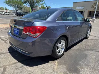 2013 Chevrolet Cruze 1LT Manual