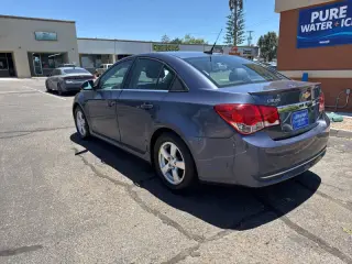 2013 Chevrolet Cruze 1LT Manual