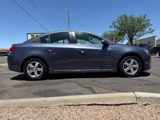 2013 Chevrolet Cruze 1LT Manual