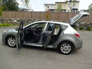 2013 Mazda MAZDA3 i Touring