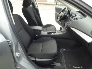 2013 Mazda MAZDA3 i Touring