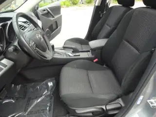 2013 Mazda MAZDA3 i Touring