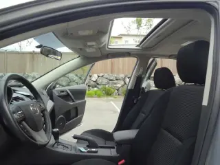 2013 Mazda MAZDA3 i Touring
