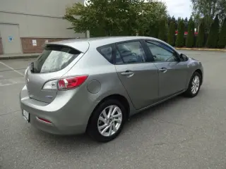 2013 Mazda MAZDA3 i Touring
