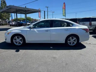2015 Nissan Altima 2.5 SV
