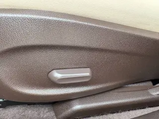 2012 Buick Verano Leather Group