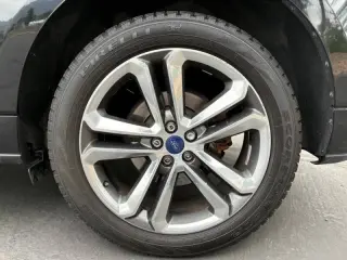 2017 Ford Edge Sport
