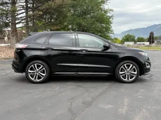 2017 Ford Edge Sport