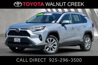 Toyota RAV4 2023 XLE Premium 4dr SUV