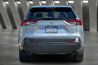 Toyota RAV4 2023 XLE Premium 4dr SUV