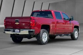 Chevrolet Silverado 1500 2018 4x4 LT 4dr Crew Cab 5.8 ft. SB